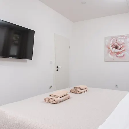 Anastazije Deluxe Apartment Solin